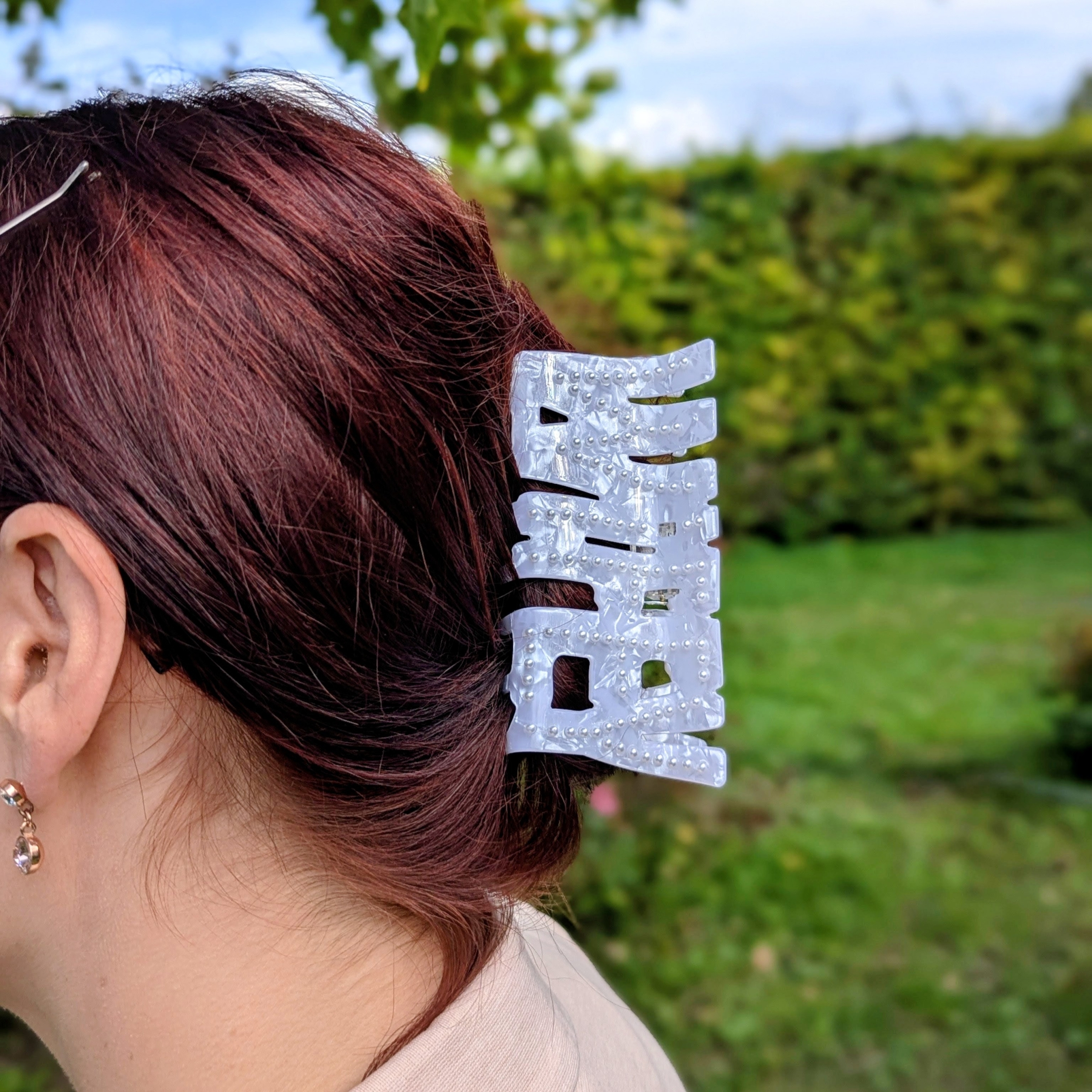 Haarklammer Wifey mit Perlen